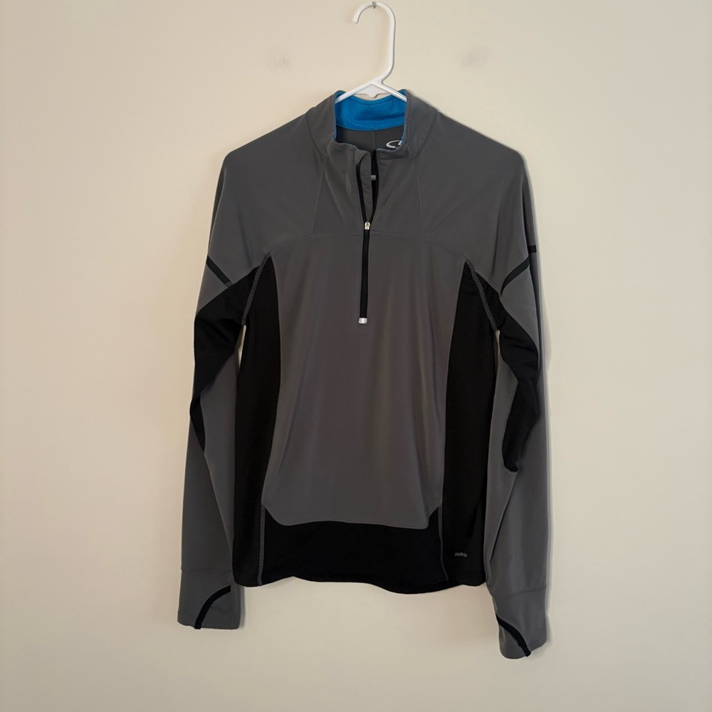 Champion Duo Dry Grey Long Sleeve Pullover Women’s Small Sporty Top
